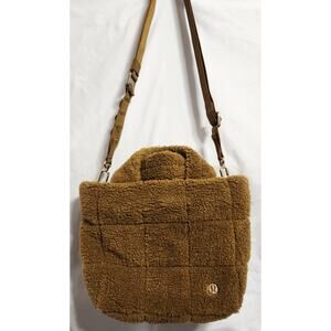 EUC Lululemon Quilted Grid Tote Bag Fleece Caramel Crossbody Purse very clean